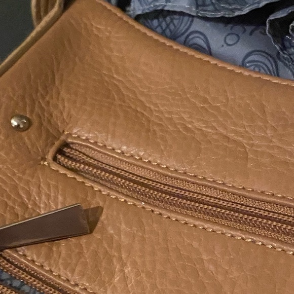 Stone & Company Leather Shoulder Bag - Picture 8 of 11